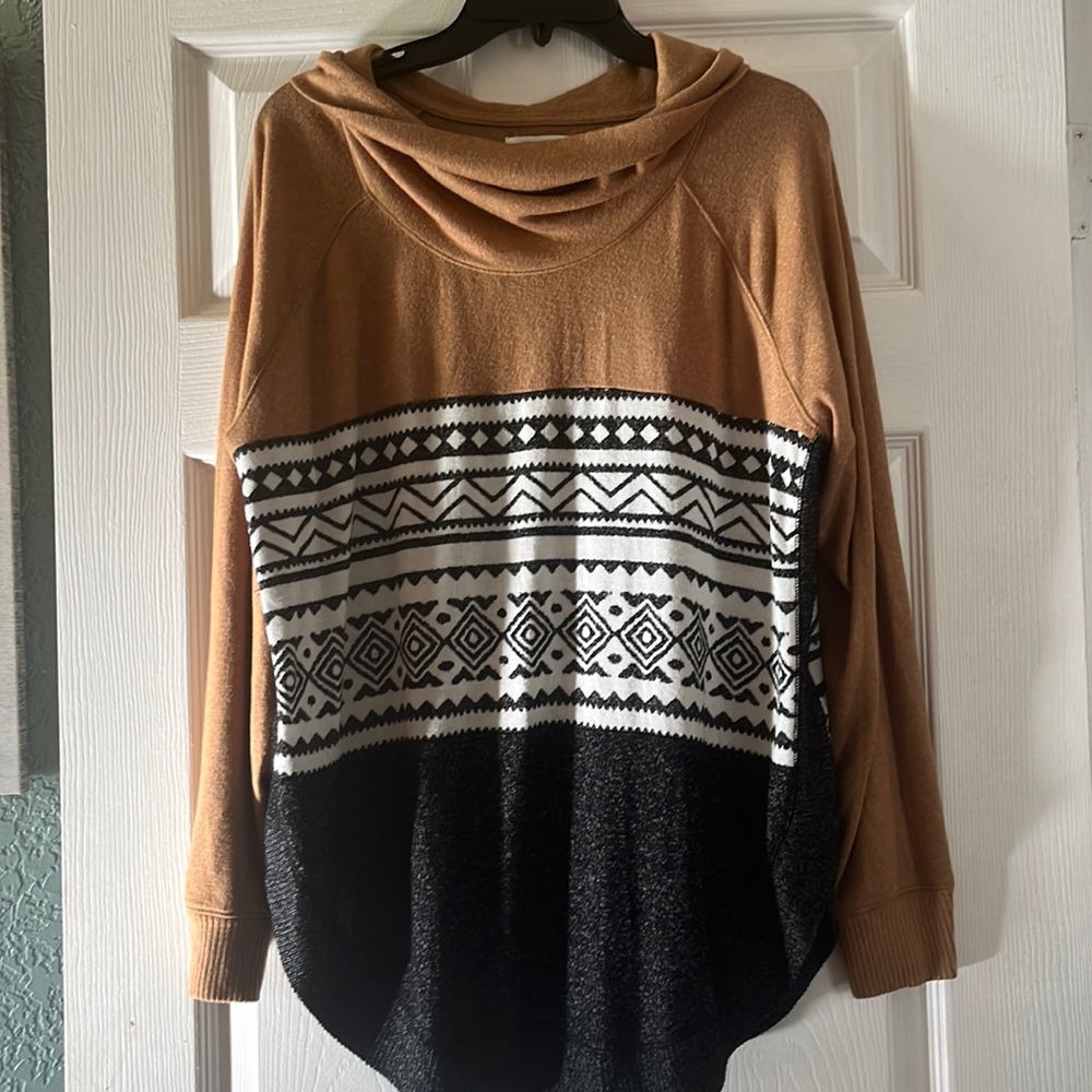 Maurices Tunic style sweater size L